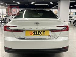 تۆیۆتا کامری